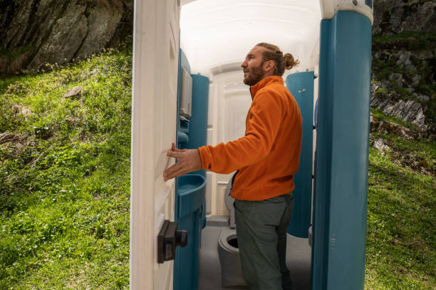 Portable Toilet Options We Offer in Capac, MI